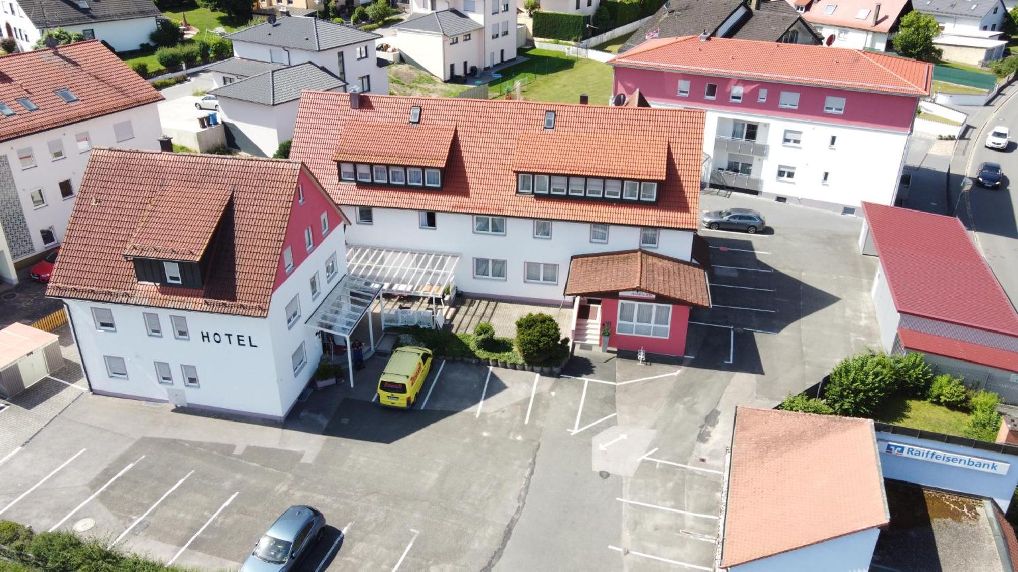 Hotel Harbauer Schwarzenbruck Exterior photo